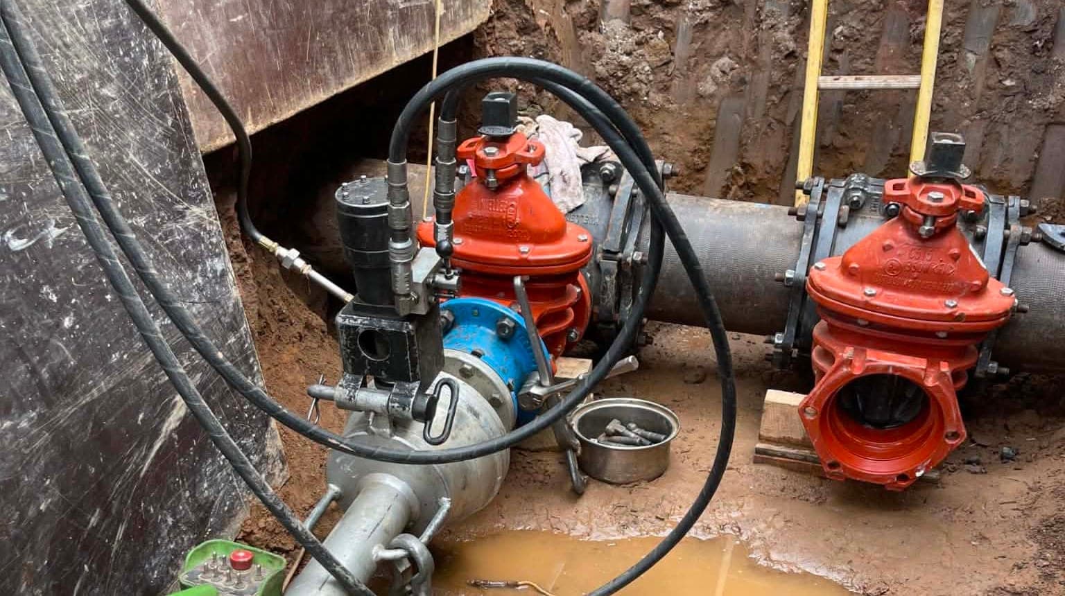 Water Main Taps & Hot Taps