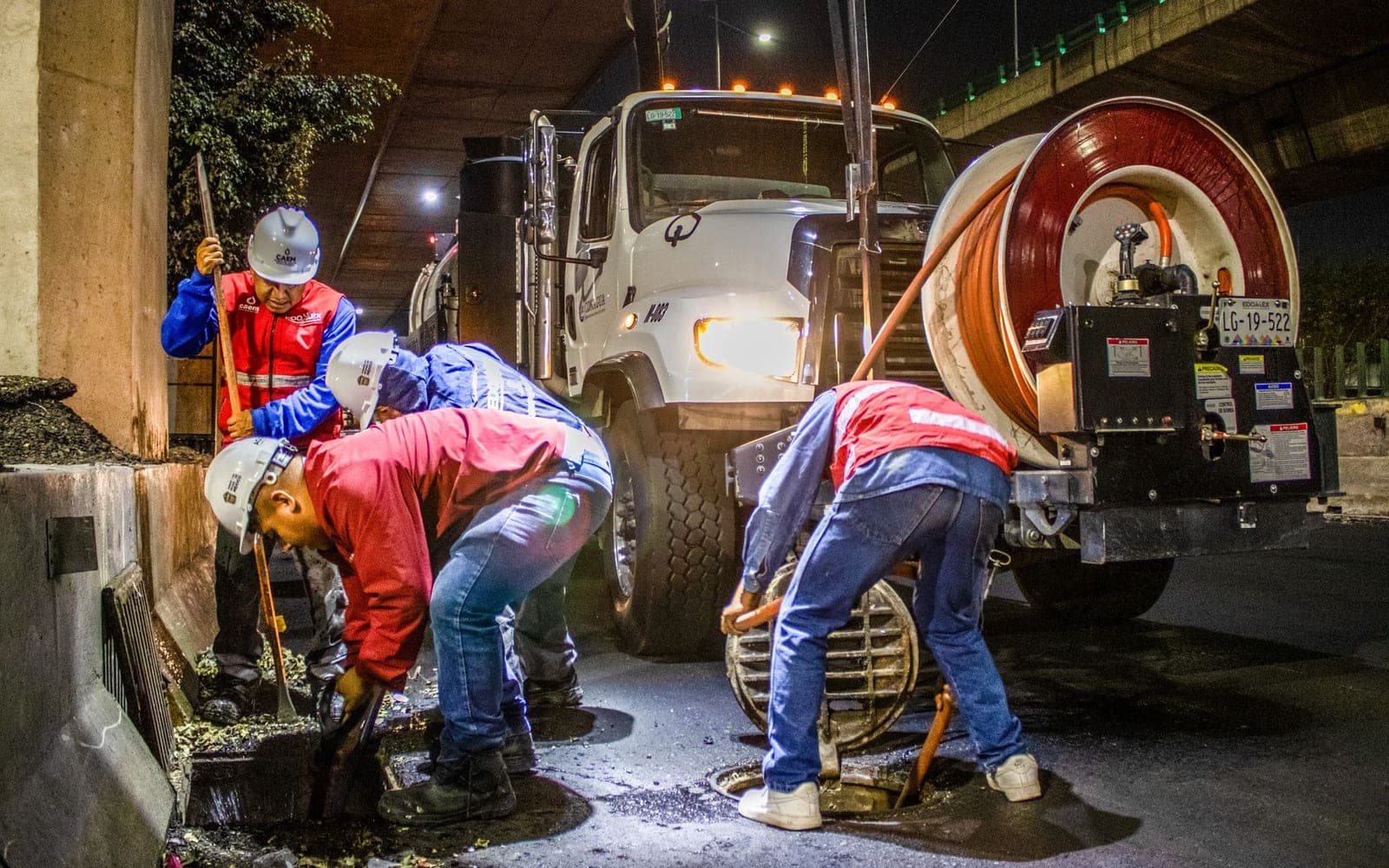 Sewer Line Cleaning by RO Unlimited
